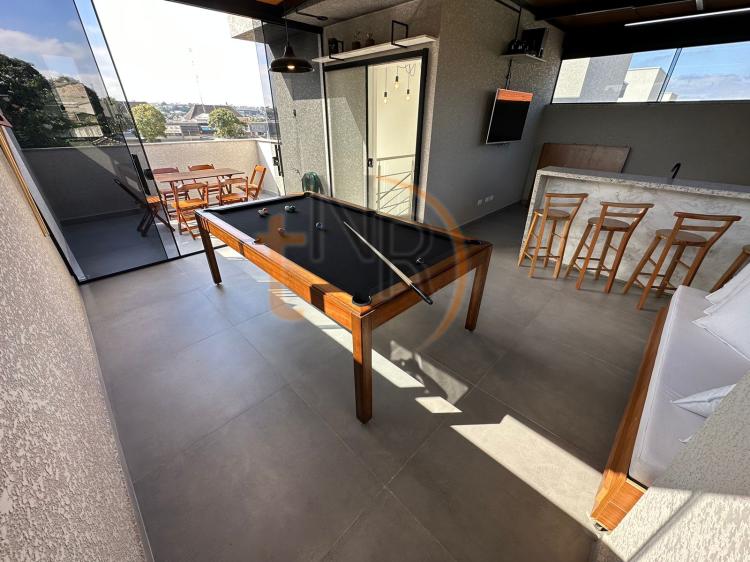 Sobrado com Duas Vagas e Mobiliado