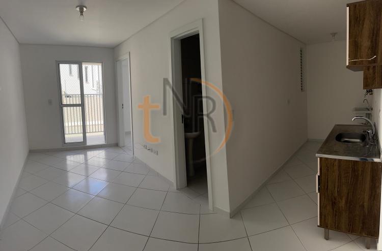 01 Dorm, com vaga desc, sacada com churrasqueira, excelente localização!