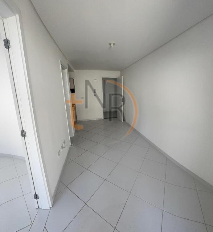 01 Dorm, com vaga desc, sacada com churrasqueira, excelente localização!