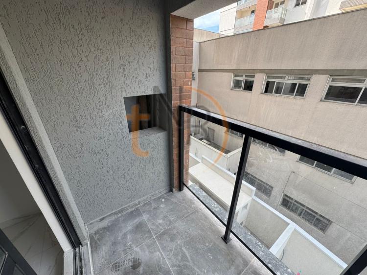 01 Dormitório com sacada e churrasqueira! R. Vicenza - Pronto pra morar