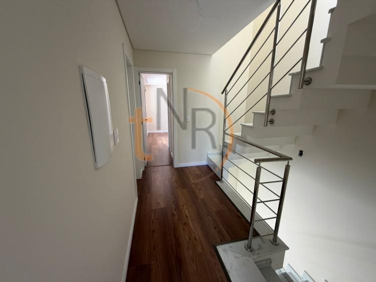 Pronto! Triplex 03 Dorm 02 Vagas próximo ao Carrefour 24hrs!