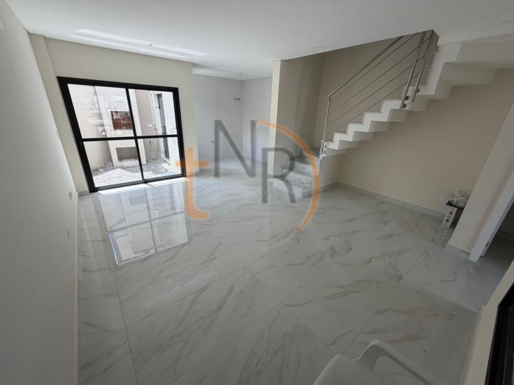 Pronto! Triplex 03 Dorm 02 Vagas próximo ao Carrefour 24hrs!