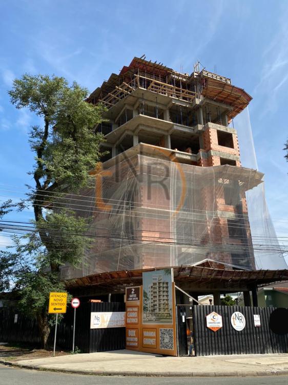 Imperdível! Unidade quinto andar, duas suítes! Frente rua, Varanda Gourmet!