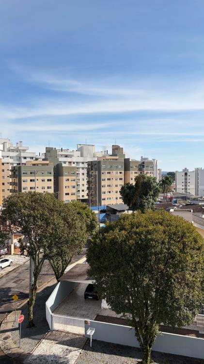 Apto 01 Dorm Face Norte com sacada e churrasqueira carvão!